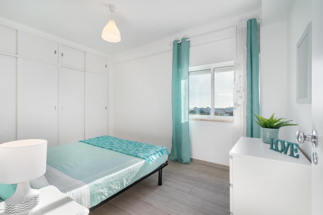 Apartamento Cor Do Mar: Seaside Retreat in Alvor Exterior photo
